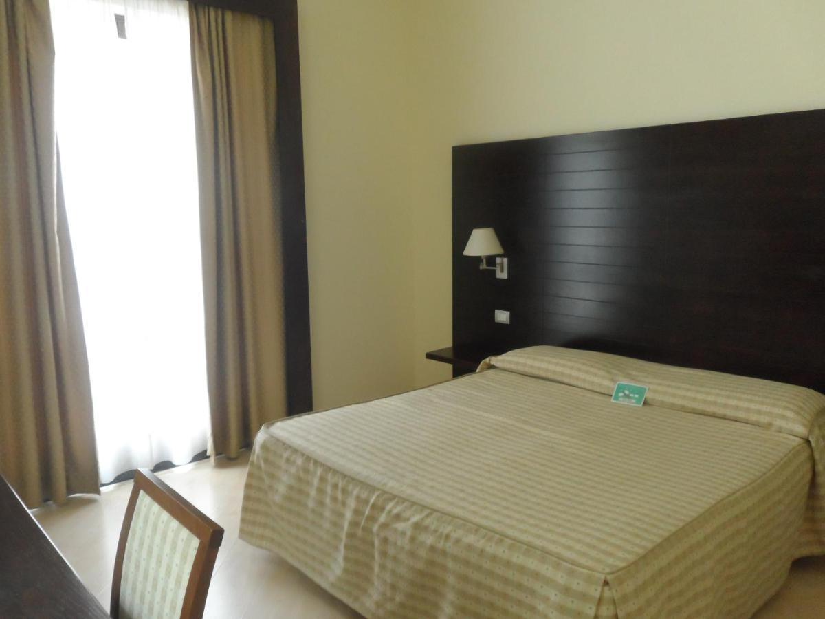 Hotel Diecimare Кава-де-Тиррени Экстерьер фото