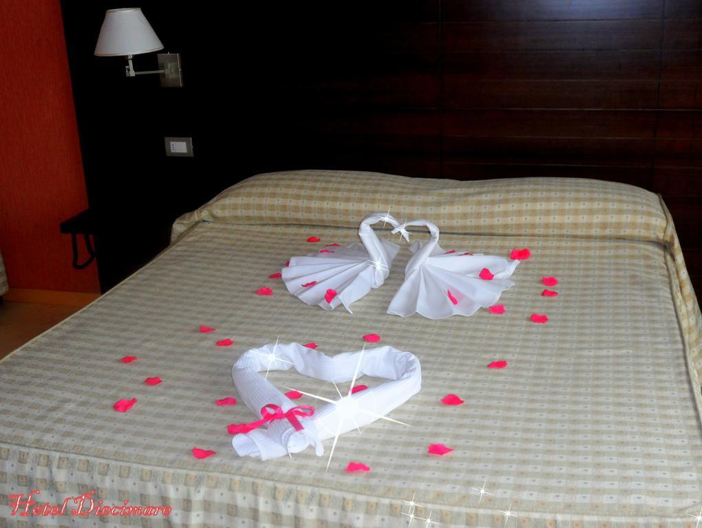 Hotel Diecimare Кава-де-Тиррени Экстерьер фото