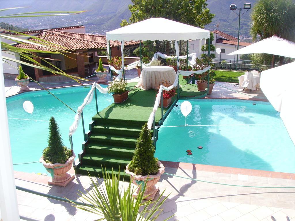 Hotel Diecimare Кава-де-Тиррени Экстерьер фото