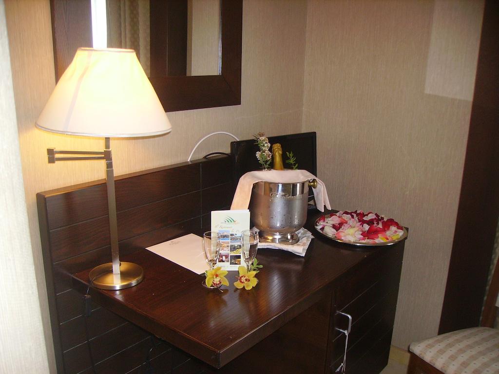 Hotel Diecimare Кава-де-Тиррени Экстерьер фото